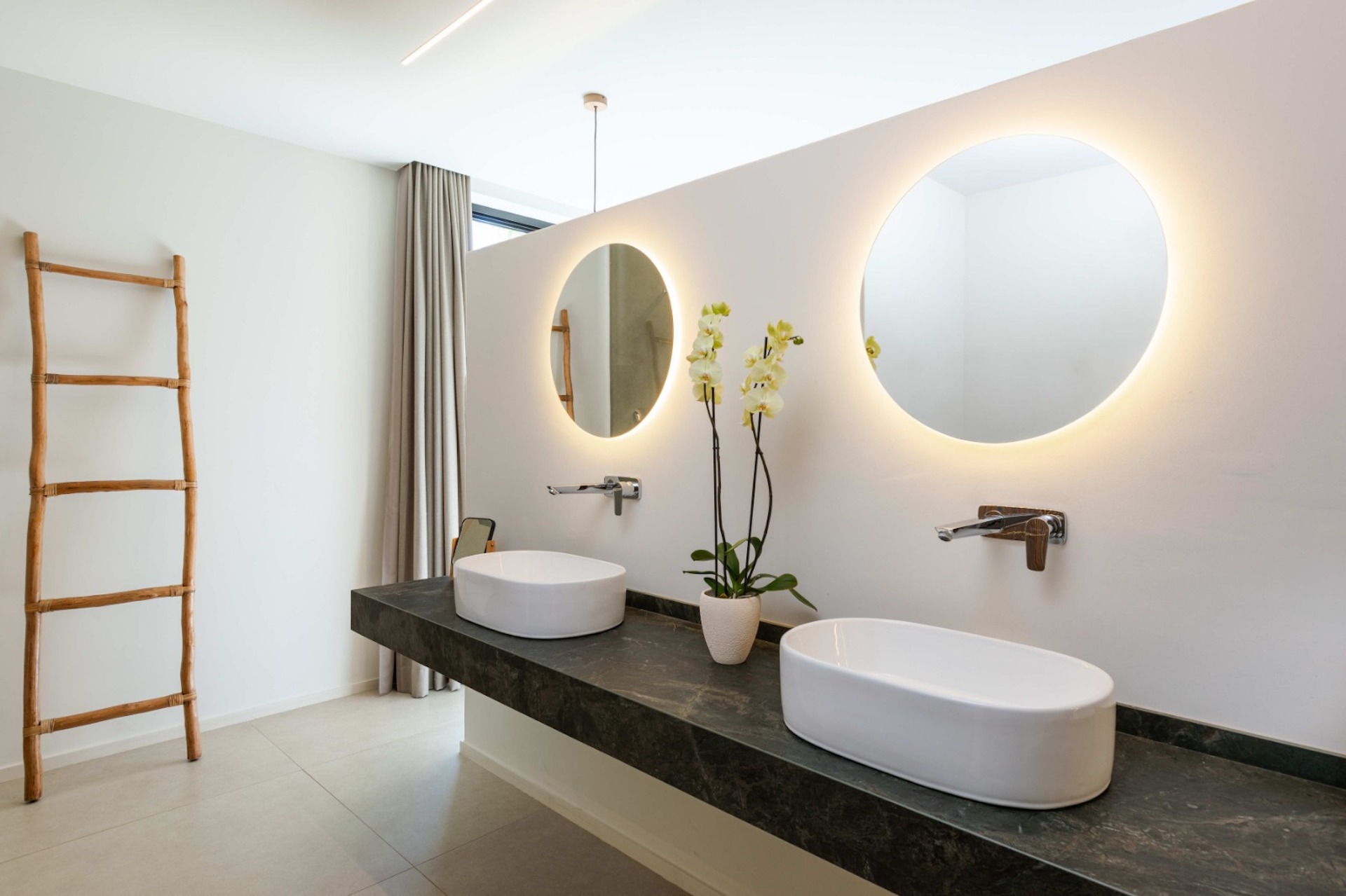 Resa Estates Ibiza finca jesus for rent longterm entrance house bathroom.jpg